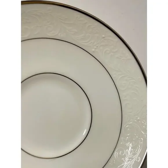 Waterford Pavia Cup/Saucer. kk396 - Picture 6 of 7